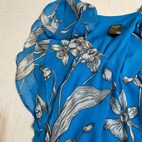 Taylor Small Blue Floral Ruffle Maxi Dress Tiered Boho Spring Summer Lined - Picture 4 of 10